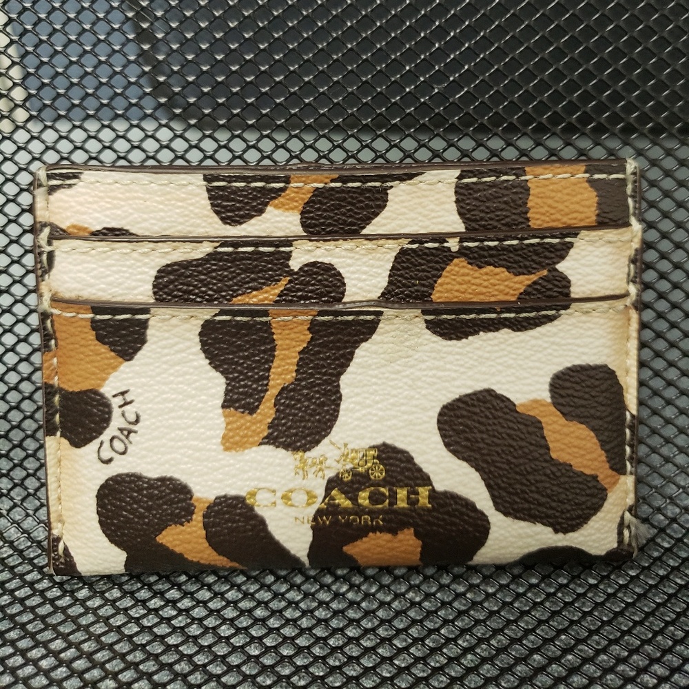 Pre-Owned Coach Credit Card Holder